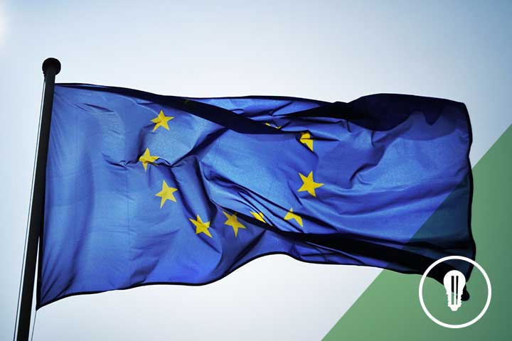 bandiera europa - immagine articolo di blog "fondi europei per il sud"